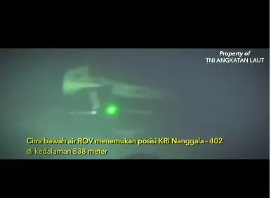 Penampakan KRI Nanggala-402 yang terbelah jadi 3 Instagram/@tni_angkatan_laut Penampakan KRI Nanggala-402 yang terbelah jadi 3 Instagram/@tni_angkatan_laut