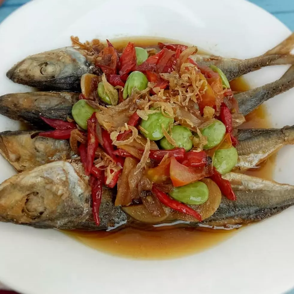 15 Resep tumis ikan buat sahur, praktis dan menggugah selera