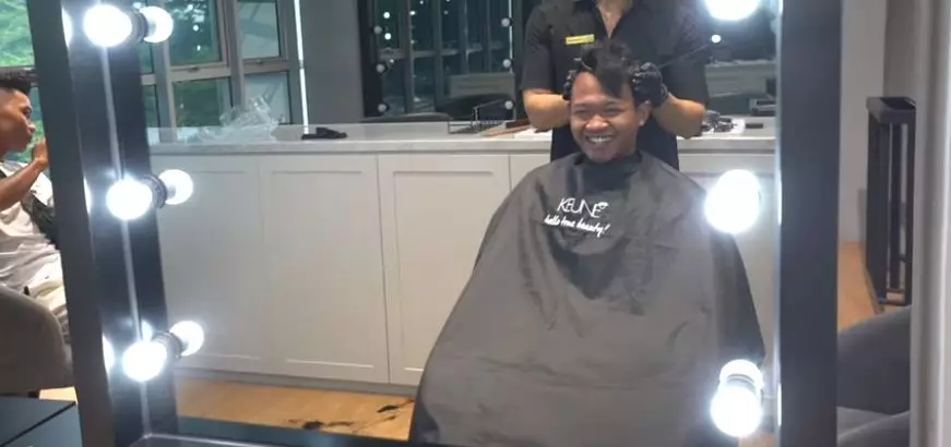 Ivan Gunawan make over pemain Rans FC © 2021 brilio.net