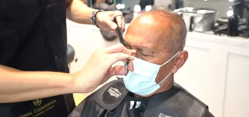 Ivan Gunawan make over pemain Rans FC © 2021 brilio.net