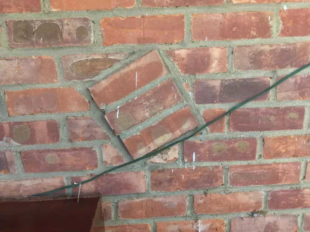 gagal renovasi rumah © 2021 berbagai sumber