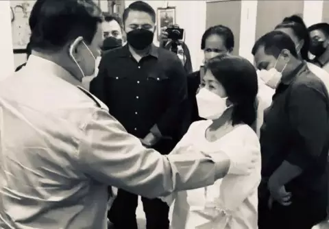 Prabowo beri beasiswa penuh untuk anak awak KRI Nanggala-402 Instagram/@prabowo Prabowo beri beasiswa penuh untuk anak awak KRI Nanggala-402 Instagram/@prabowo
