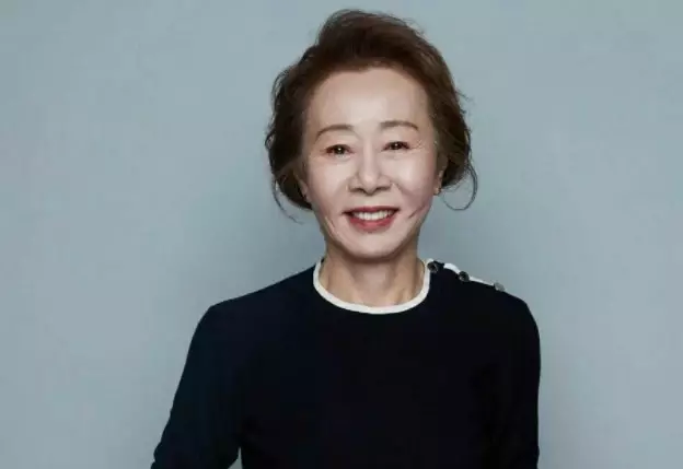 Fakta menarik Youn Yuh-jung pemenang Oscar 2021 dari berbagai sumber Fakta menarik Youn Yuh-jung pemenang Oscar 2021 dari berbagai sumber