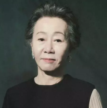 Fakta menarik Youn Yuh-jung pemenang Oscar 2021 dari berbagai sumber Fakta menarik Youn Yuh-jung pemenang Oscar 2021 dari berbagai sumber