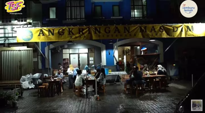 angkringan Dimas Seto © YouTube