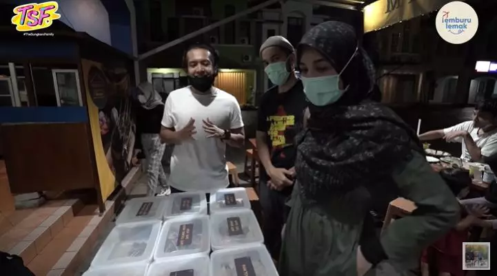 angkringan Dimas Seto © YouTube