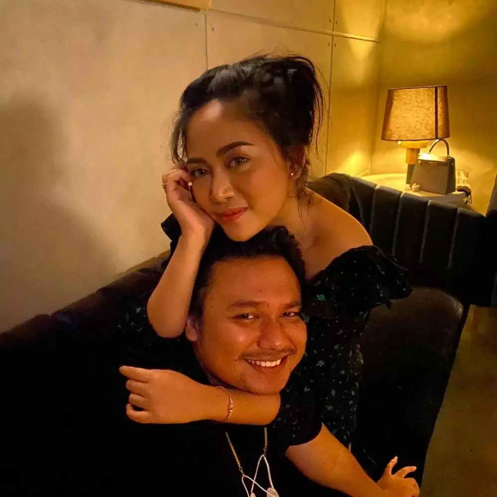 persahabatan keanu dan rachel vennya © instagram persahabatan keanu dan rachel vennya © instagram