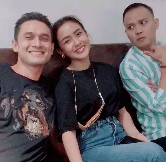 Momen kedekatan Cita Citata dan Indra Bruggman © berbagai sumber