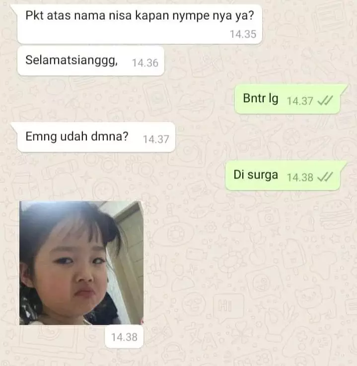 Balasan chat customer paket © Twitter