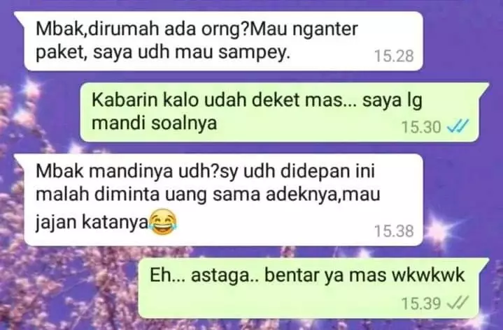 Balasan chat customer paket © Twitter