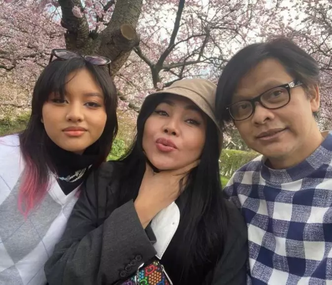 Potret hangat keluarga juri Indonesian Idol dari berbagai sumber