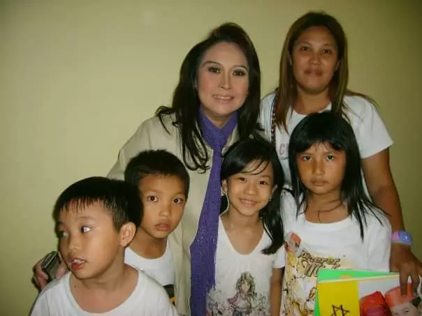 Jessica Jane foto bareng artis © 2021 brilio.net Facebook