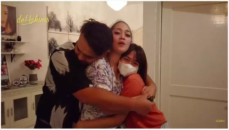 Gracia Indri pindah ke Belanda © YouTube Gracia Indri pindah ke Belanda © YouTube