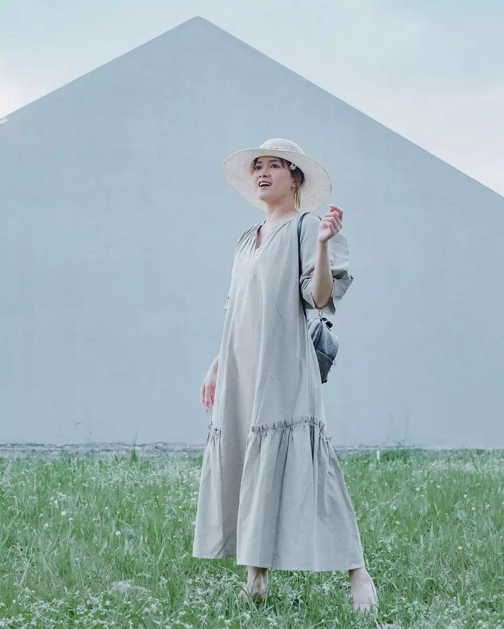 potret Chika Jessica saat kenakan dress © 2021 brilio.net