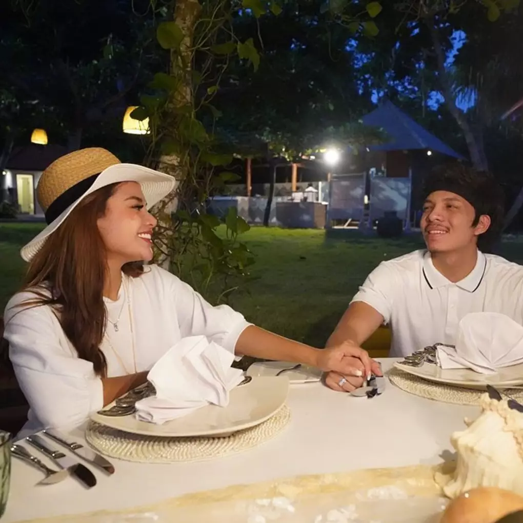 Sembuh dari Covid-19, ini 10 momen Atta beri kejutan pada Aurel