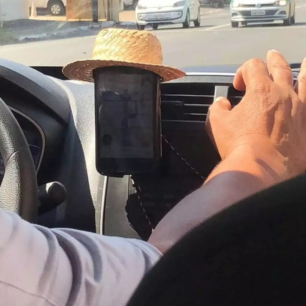 interior mobil nyeneleh © 2021 berbagai sumber