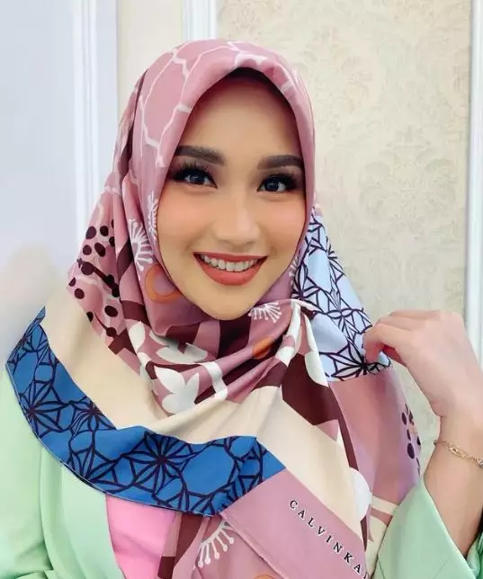 15 pedangdut berhijab © Instagram