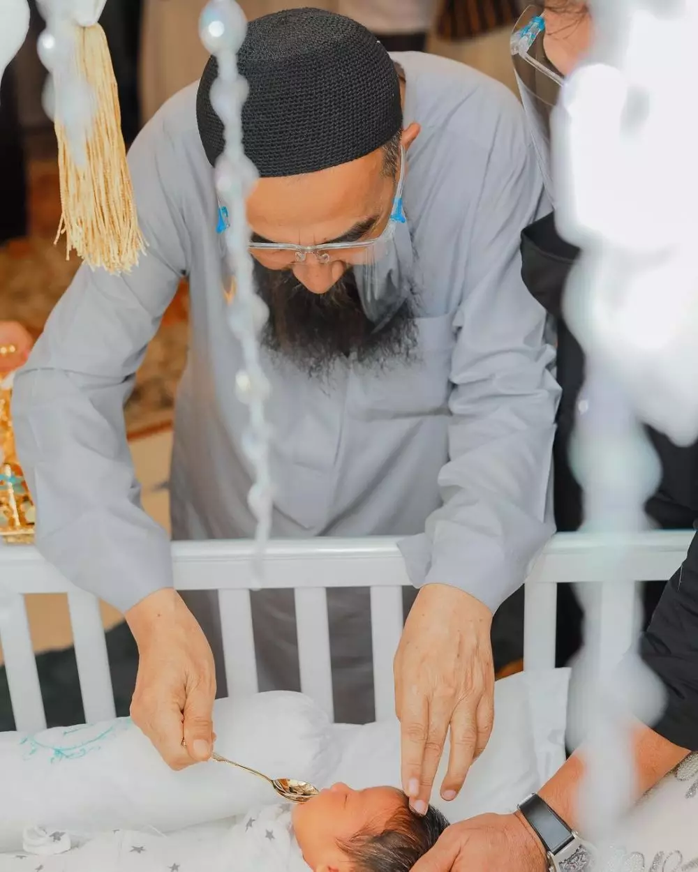 momen aqiqah anak kedua siti nurhaliza © instagram