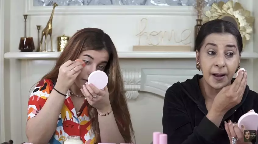 Momen Tasya Farasya & ibu tiru karakter penthouse YouTube/Tasya Farasya