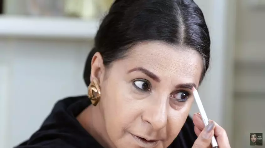 Momen Tasya Farasya & ibu tiru karakter penthouse YouTube/Tasya Farasya