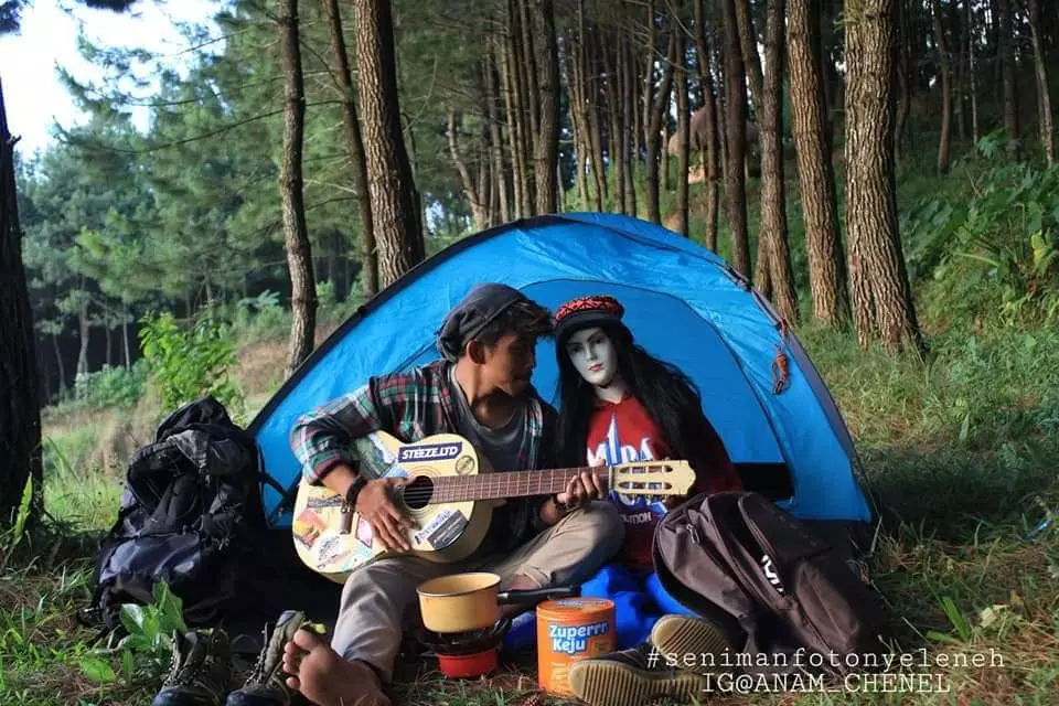 momen saat camping © 2021 Berbagai sumber