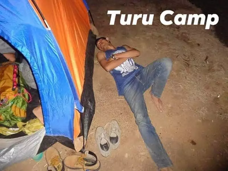 momen saat camping © 2021 Berbagai sumber