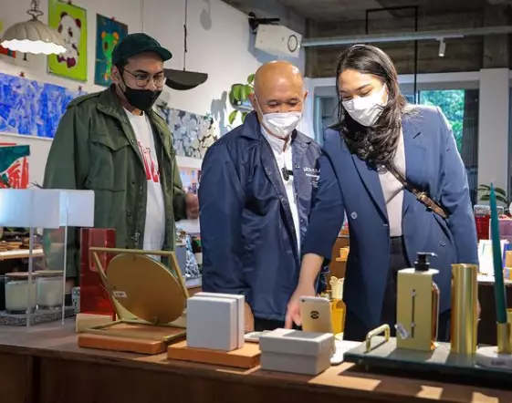 putri tanjung blak-blakan isi atm © 2021 brilio.net