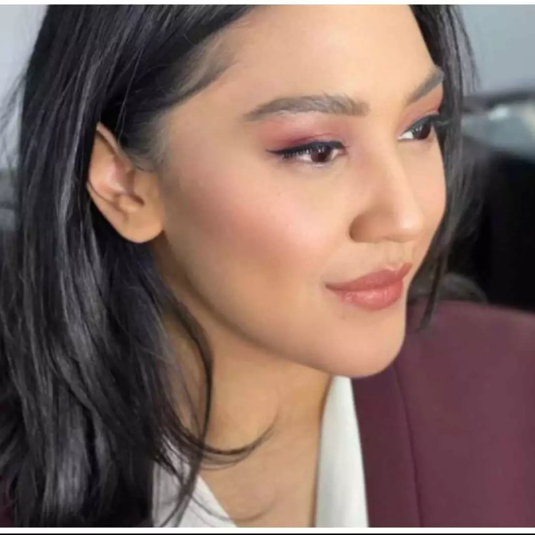 Putri Tanjung blak-blakan isi ATM, 'hanya' miliaran rupiah