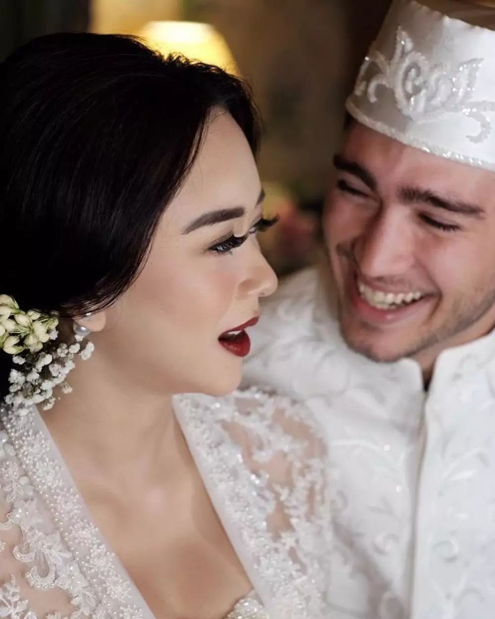 Momen kenangan Aura Kasih dan Eryck Amaral © 2021 brilio.net