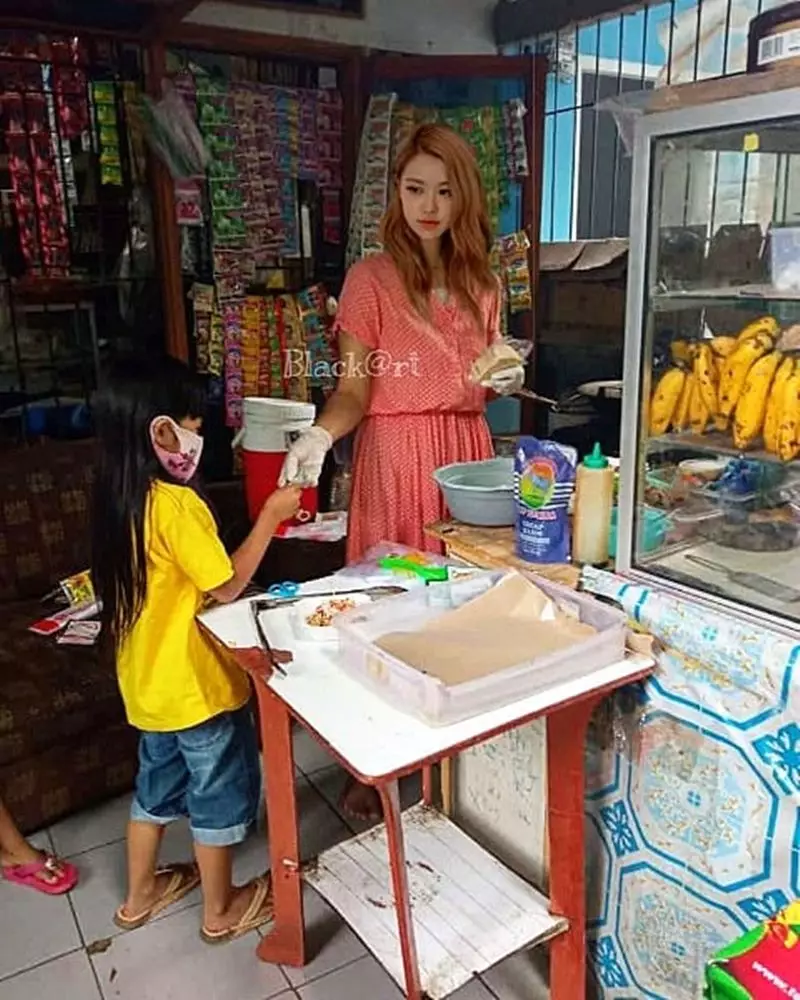 blackpink jadi pedagang kaki lima © 2021 berbagai sumber