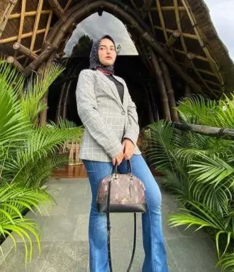 Potret seleb TikTok Icha Larissa © Instagram/@ichalarisa51 Potret seleb TikTok Icha Larissa © Instagram/@ichalarisa51