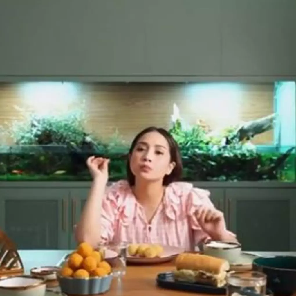 10 Momen Nagita Slavina ngidam, borong jajanan hingga ngerjain orang