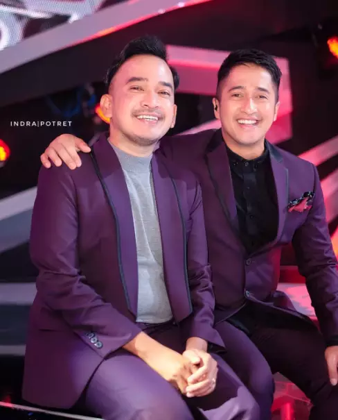 presenter tampan sebelum dan sesudah terkenal Berbagai sumber