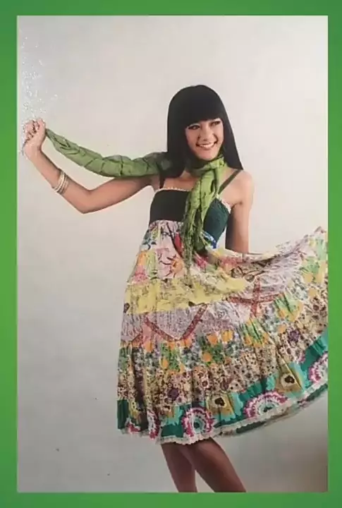 potret lawas Anissa Aziza © 2021 brilio.net YouTube