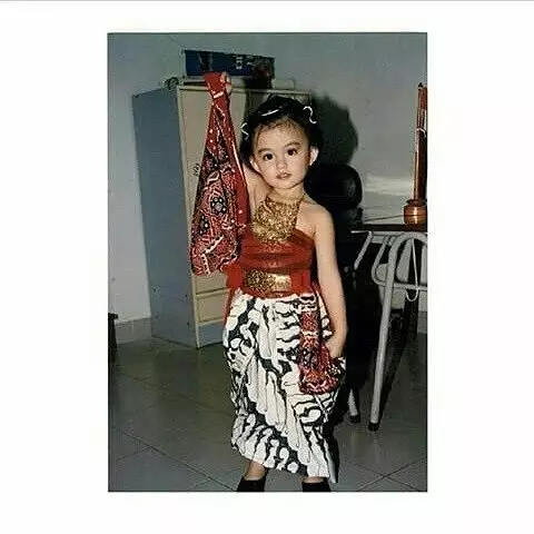 Potret masa kecil 10 diva Indonesia © 2021 brilio.net Potret masa kecil 10 diva Indonesia © 2021 brilio.net