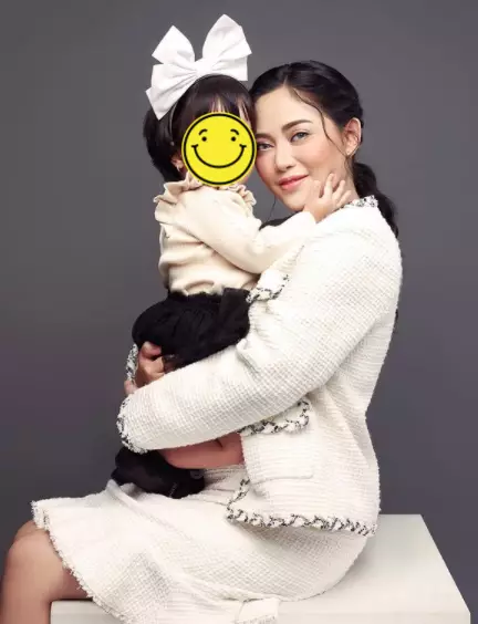 pemotretan Rachel Vennya dan putrinya © 2021 brilio.net pemotretan Rachel Vennya dan putrinya © 2021 brilio.net