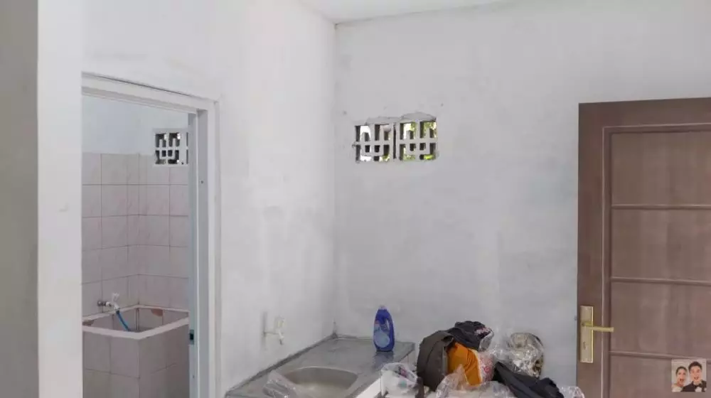 Baim Wong renovasi rumah © YouTube