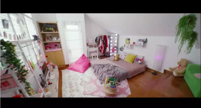 penampakan kamar milik sohwa halilintar © YouTube