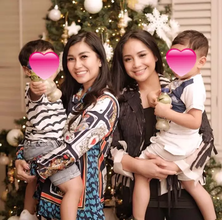 Nagita dan Nisya Ahmad © Instagram