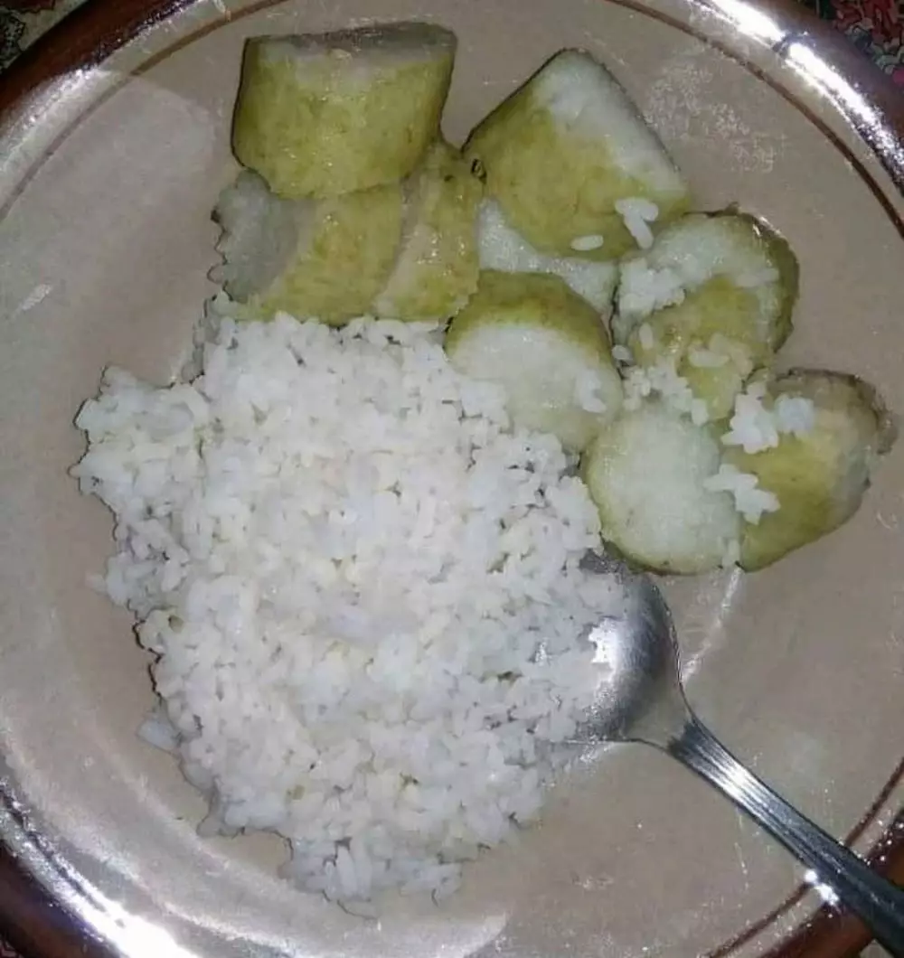  lauk nyeleneh pendamping nasi © 2021 berbagai sumber