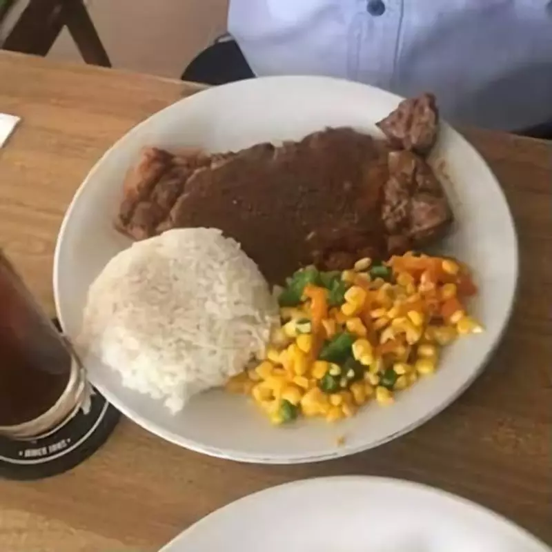  lauk nyeleneh pendamping nasi © 2021 berbagai sumber