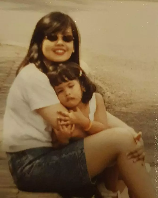 potret masa muda ibu penyanyi © 2021 brilio.net potret masa muda ibu penyanyi © 2021 brilio.net