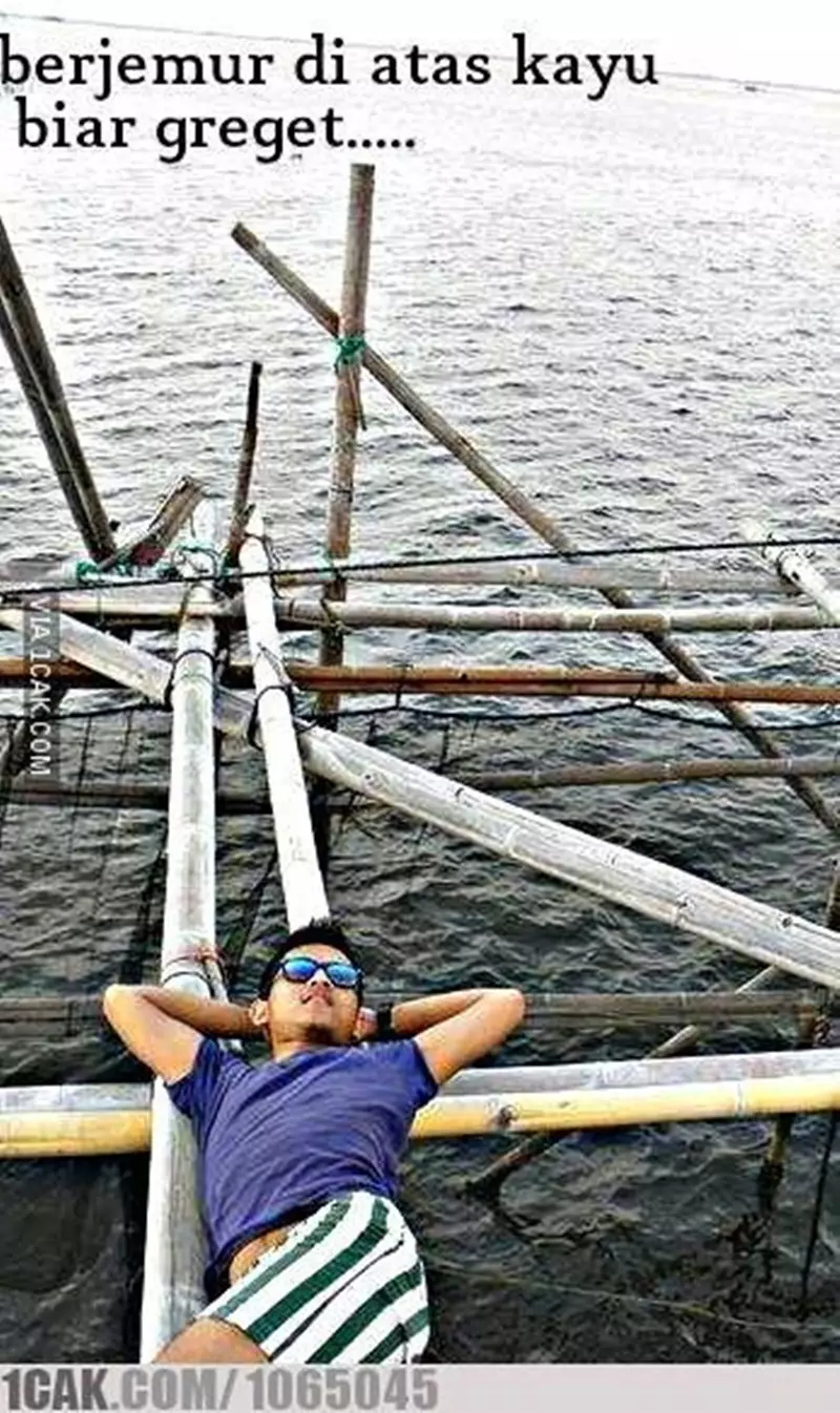 potret orang berjemur © 2021 berbagai sumber