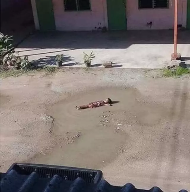 potret orang berjemur © 2021 berbagai sumber