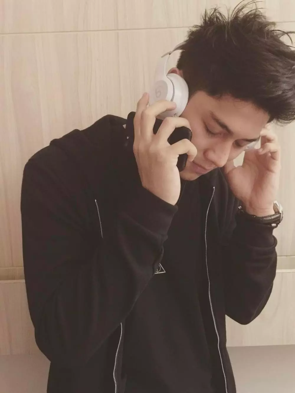 potret awal karier host liga dangdut © berbagai sumber