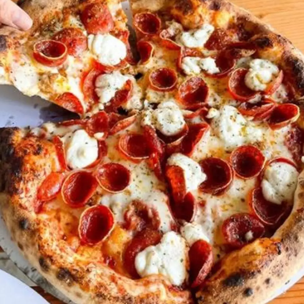 7 Jenis pizza paling populer di dunia, ada yang berbentuk kotak
