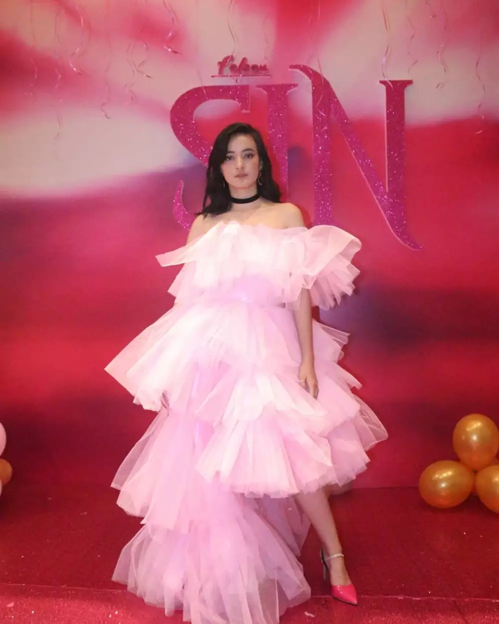 Gaya outfit Mawar Eva De Jongh serba pink Instagram/@mawar_eva Gaya outfit Mawar Eva De Jongh serba pink Instagram/@mawar_eva