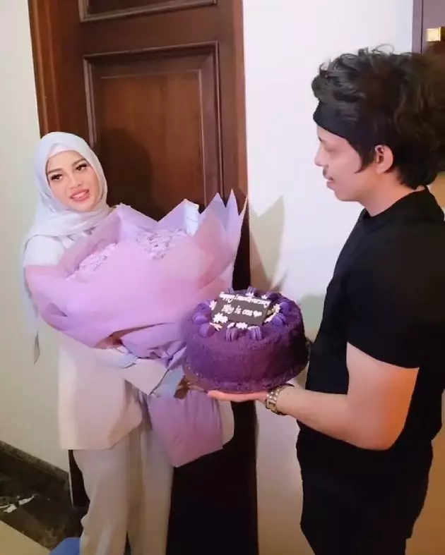 Potret Atta dan Aurel rayakan 1 bulan pernikahan Instagram