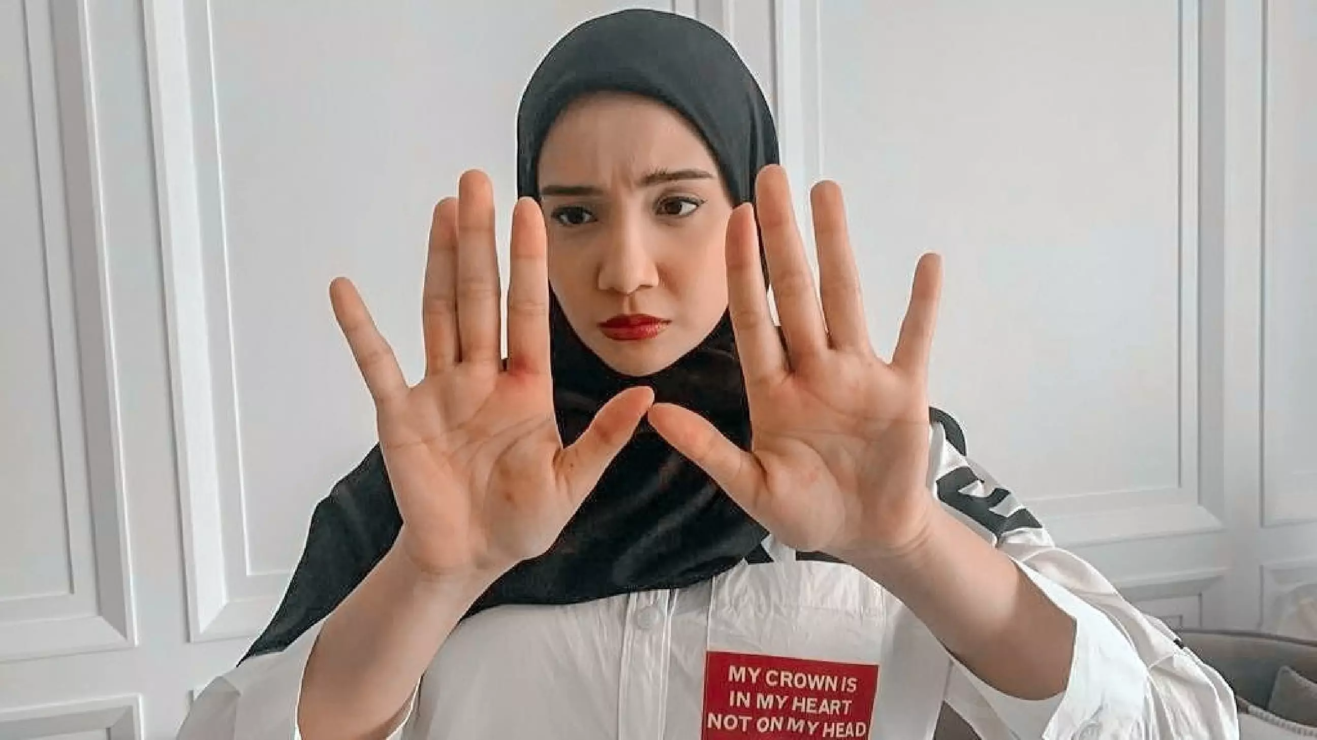 Gara-gara nyuci baju sendiri, Zaskia Sungkar bikin panik Irwansyah