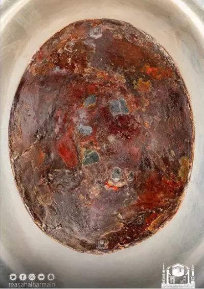 foto detail Hajar Aswad © 2021 brilio.net foto detail Hajar Aswad © 2021 brilio.net